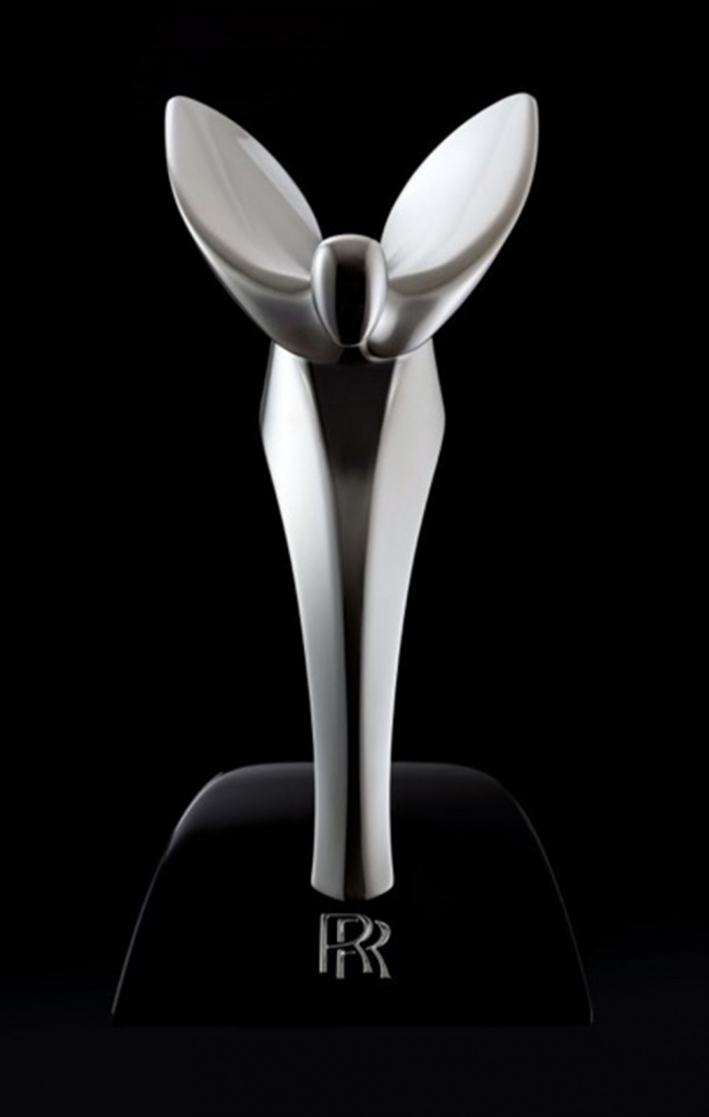 rolls_royce_diler_goda (1).JPG